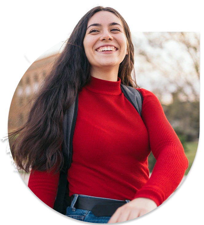 Studentessa universitaria sorridente servizi Habacus
